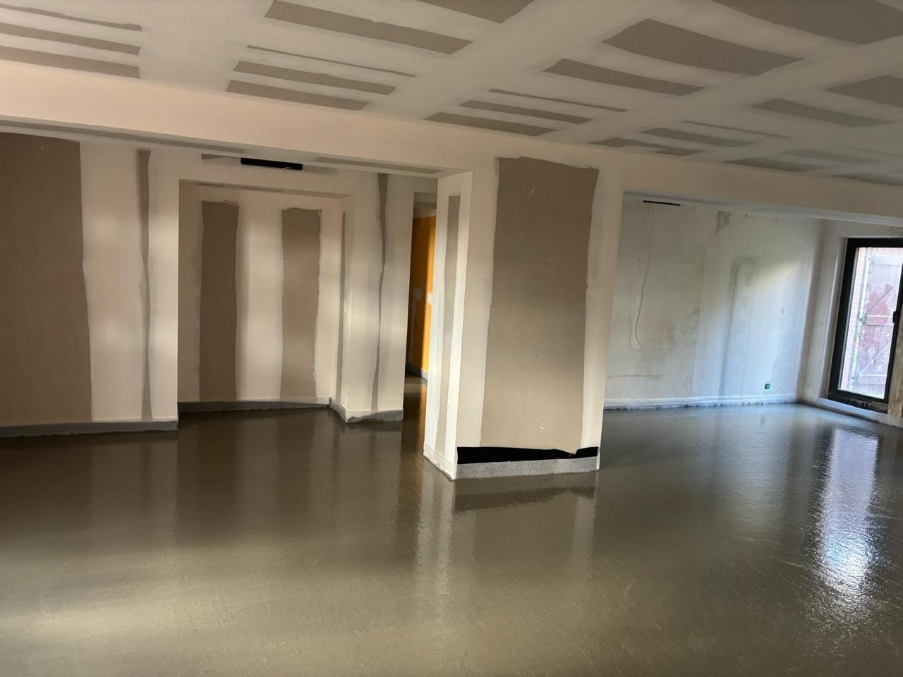 Chape fluide finition parfaite - réalisation Top'Isol