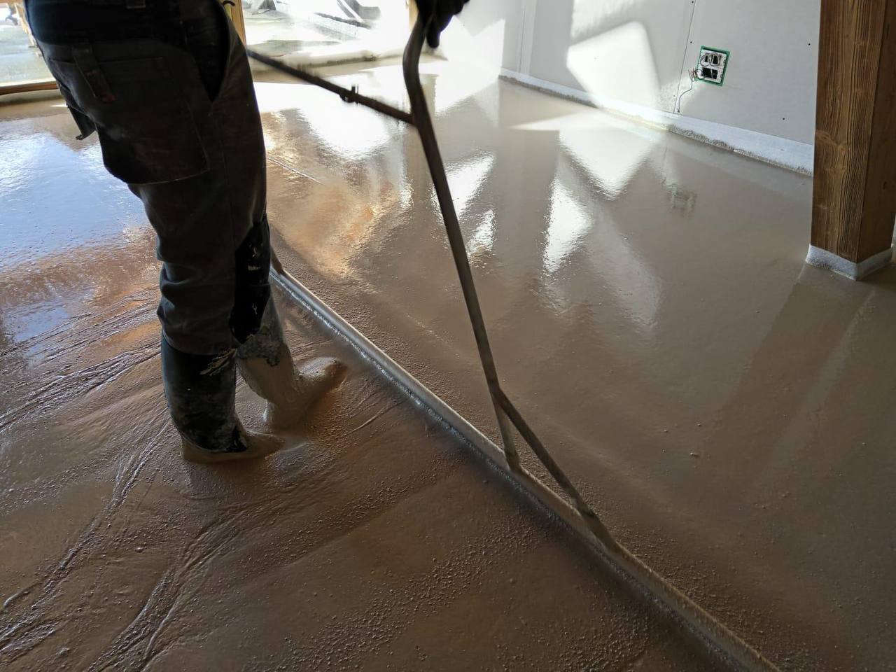 Chantier chape liquide