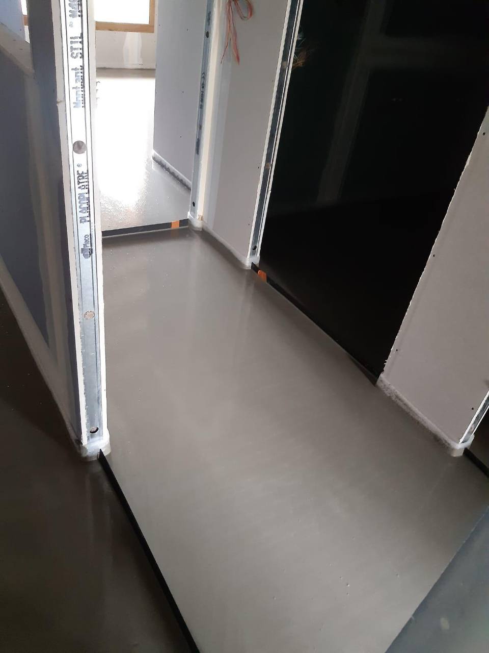 Chantier chape liquide